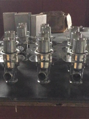 上海充絨機 充棉機鈑金配套